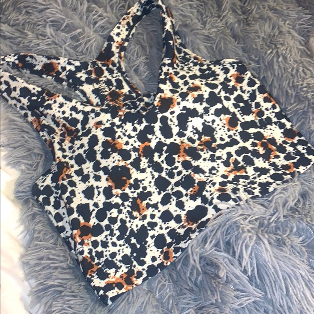 Activewear crop top